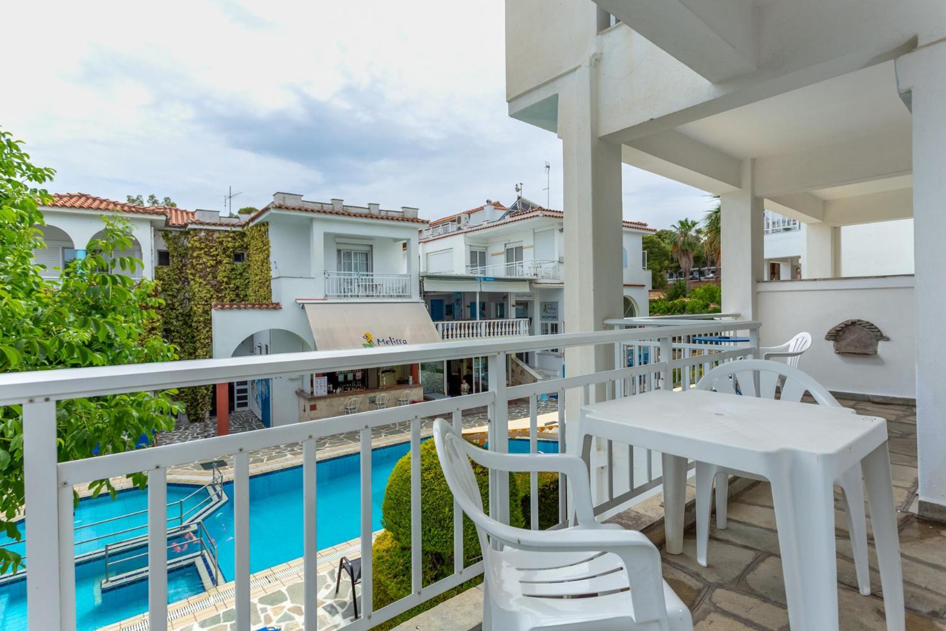 Hotel Melissa Gold Coast 2*