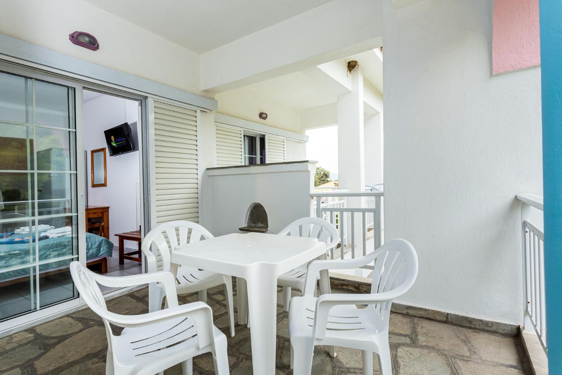 Hotel Melissa Gold Coast 2*